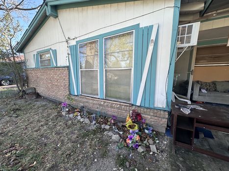 9FB19E38-5250-4B0D-AF55-DC9884B9F3E7