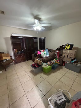 A3219240-6708-4BCD-95C5-376F4A45E582