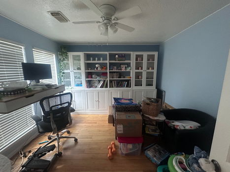 E2D81757-F124-494B-85EA-3462D918C5AE