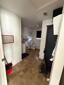 afc691ac-982b-463a-bf0d-faf76f2f3a15