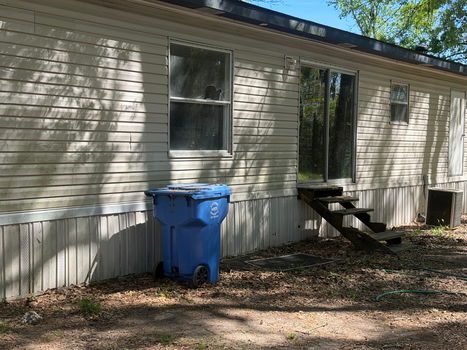 5E2730A7-EA0A-4304-9AE9-73234B5E1A3D