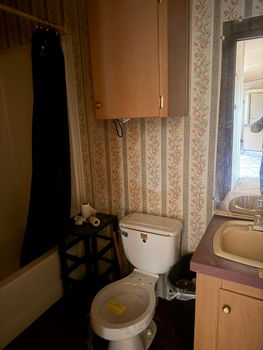 767DF847-03BB-4ED5-96F9-65E54DE07863