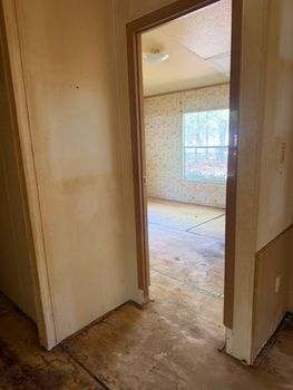 9B69A801-4EF8-46CE-8002-33B5E7FFE8C0