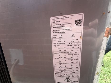 09F2BE26-EF9C-4ED4-A378-ED9C9F49DD84