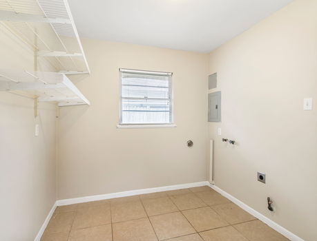 1702 Olive St (5)