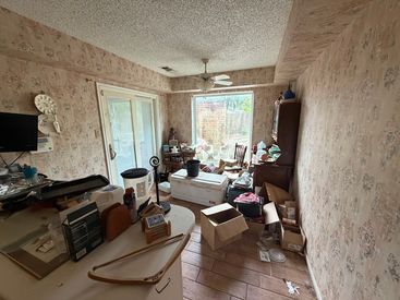 6C7F805B-0EDD-4816-B545-B38147BAD0C0