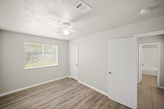 7842 Micheline Circle Houston 77071 4