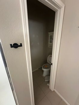 7EF091C6-7BCC-469B-B577-983E3434AA8C