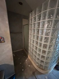 D6BCCC7E-1D8A-460A-9AD4-E573D04D5CE4