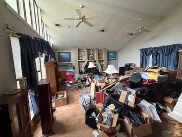 E1FBF824-AAD7-45F1-83F9-2F7A19788953