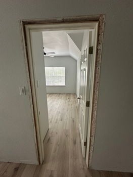 FE7222FF-5E10-413A-8F01-C323D8BDDC69