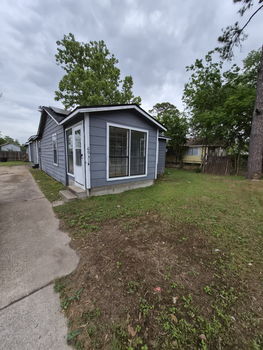 c40a4277-139f-42a1-9cf9-e3943ce9b65b