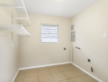 1702 Olive St (5)