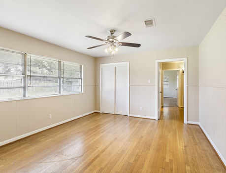 1702 Olive St (6)