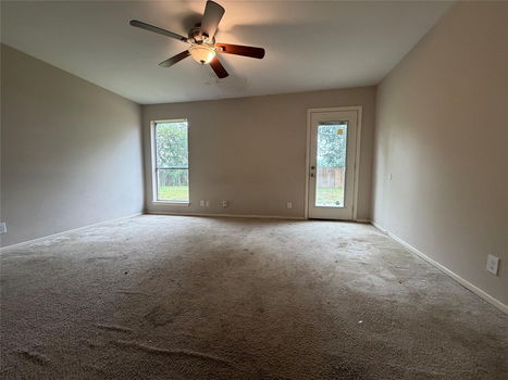 3f39b042