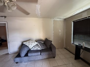 3215-Bond-St-01