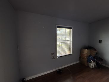 3215-Bond-St-17