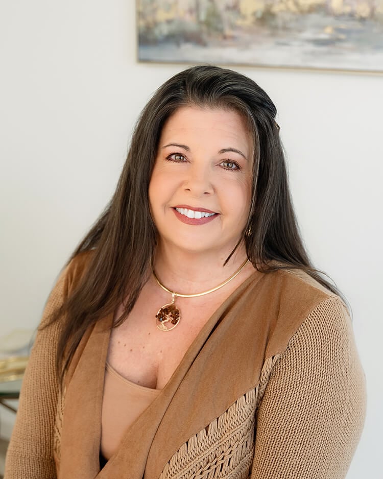 Colleen-Foster-Online-Sales-Manager