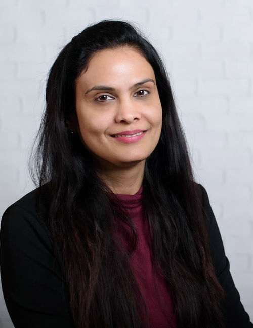 Smita Headshot
