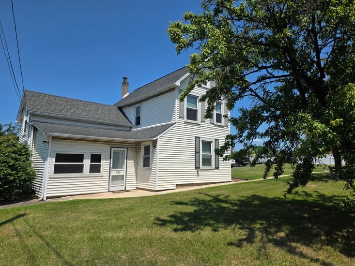 5166 Springmill Rd, Whitehall, PA 18052