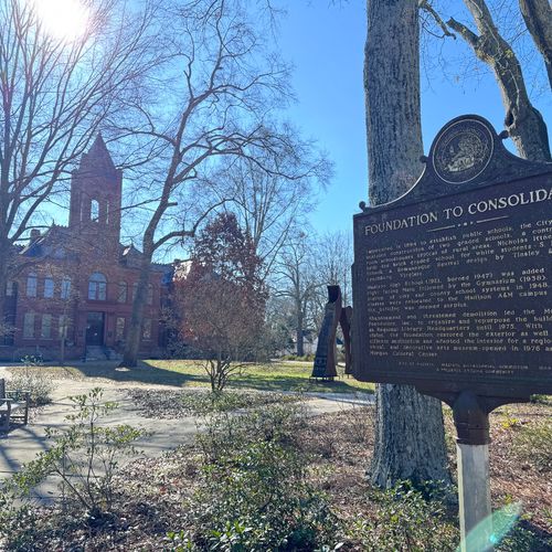 Buying Historic Madison Homes Without Losing Modern Comfort