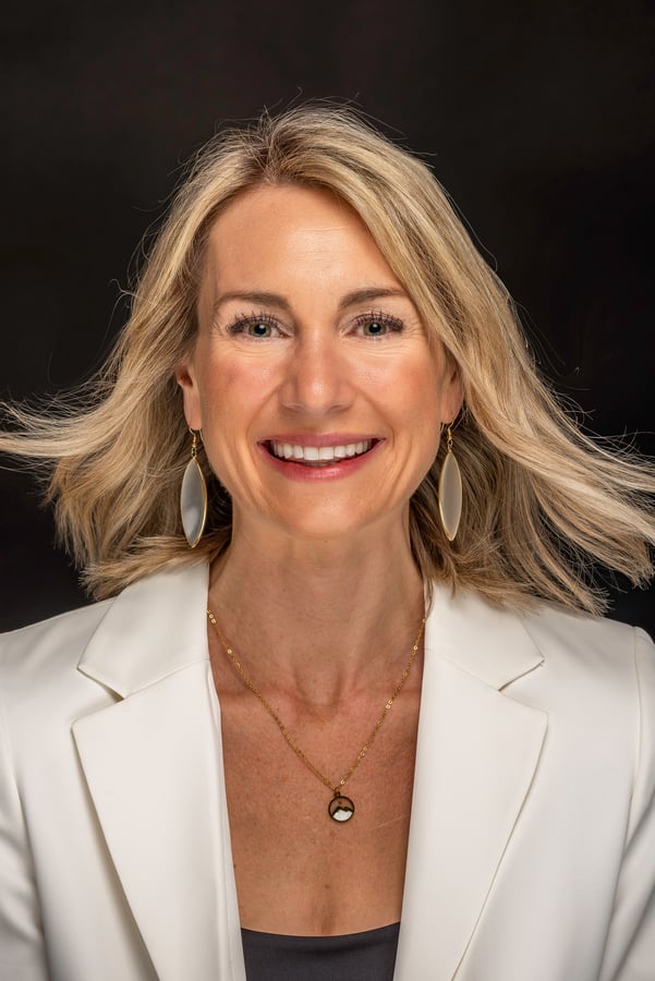 Krista Davies photo - Avera Realty