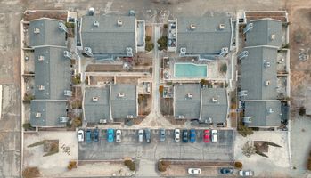 67f2243469b4c6d58ddb47ef_3