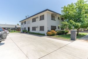 685b2811cc172745868b2e70_2-web-or-mls-DSC06065-HDR-p-1600