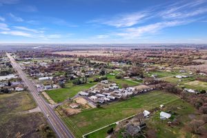 69029bbca986ef766f2231d8_mls_8255 State Hwy 99E - 036 Photos (2)-p-1600