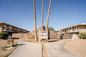 690d5628dc4be8c780d87d6b_BLYTH_APARTMENTS_STARDUST_ROOM_15-11-p-1600