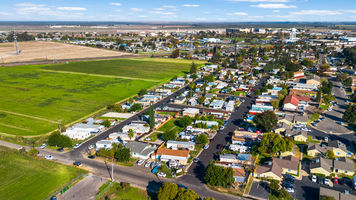 691756a0587fe8417a0ae123_crest-05