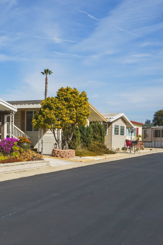 mega menu image tiny rv homes area - Commercial Real Estate Investors