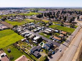 01-DJI_20260306125308_0179_D