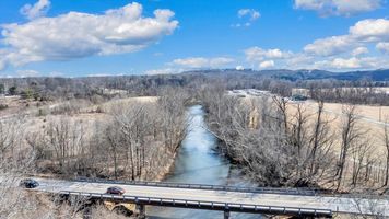 94688efb318d46d795664bfec320e834_3000x2000_resize