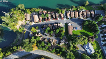 chetco-river-resort-03-overhead-1200x675