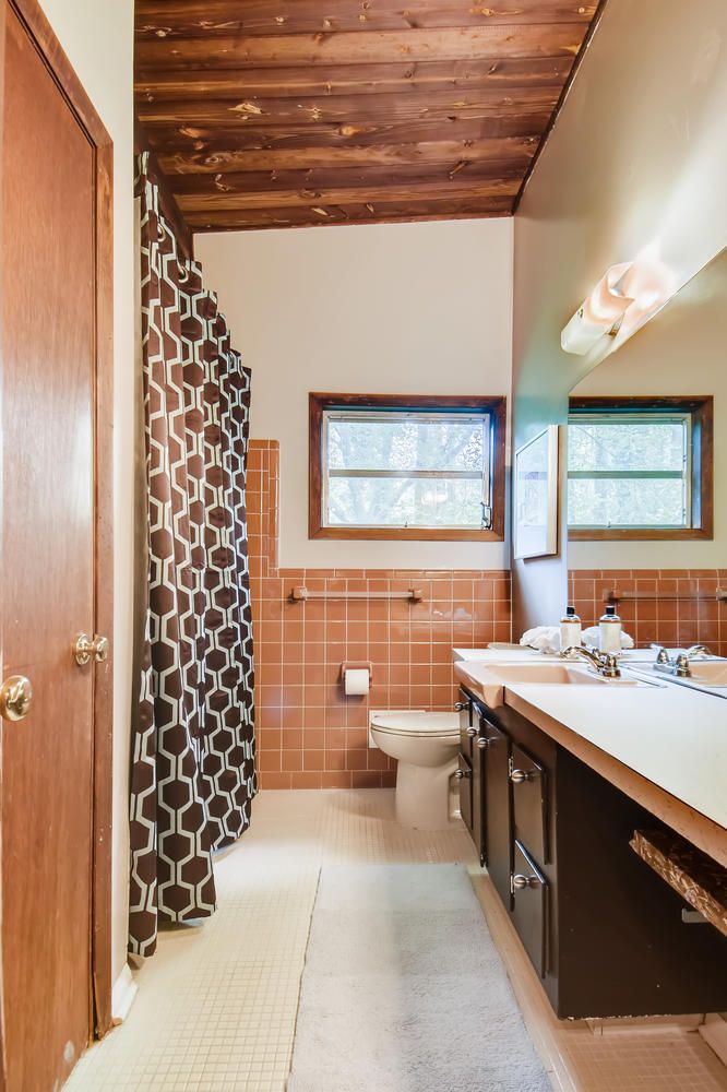 #atlantaMidCenturymodern, #midcenturymodernhomes, Northcrest mid-century modern, best Atlanta realtor for mid-century modern homes
