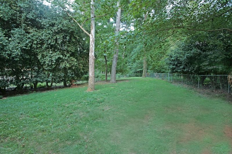 #atomicranchhomes, #midcenturymodern, #northcrestMCMhomes, #atlantaMidCenturyModern, best realtor for unique homes