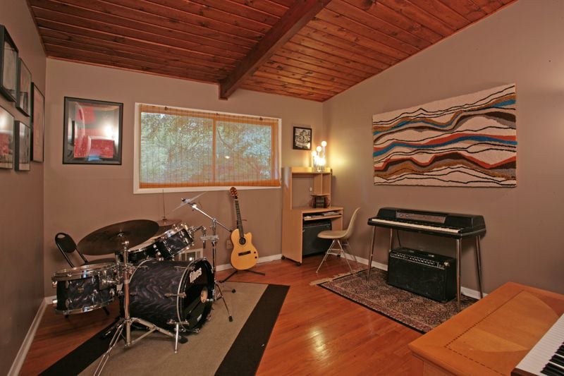 #atomicranchhomes, #midcenturymodern, #northcrestMCMhomes, #atlantaMidCenturyModern, best realtor for unique homes