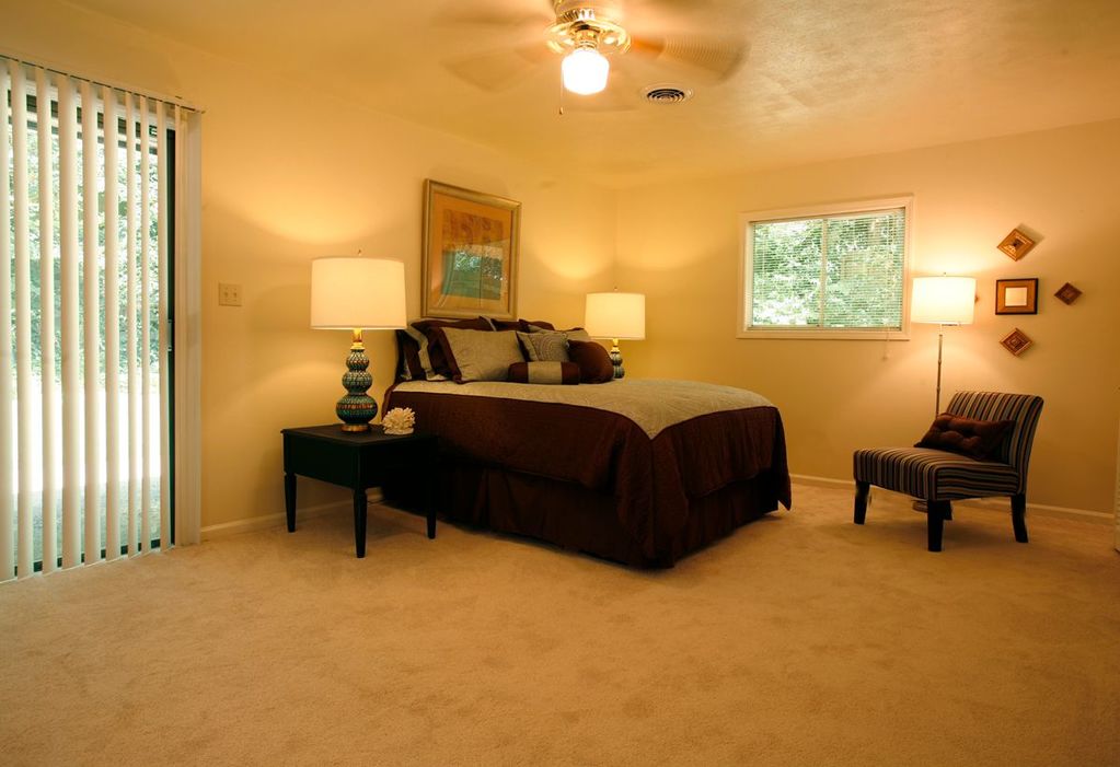 #northcrest, #midcenturymodern, #atlantaMidCenturymodern, best realtor for mid-century modern homes