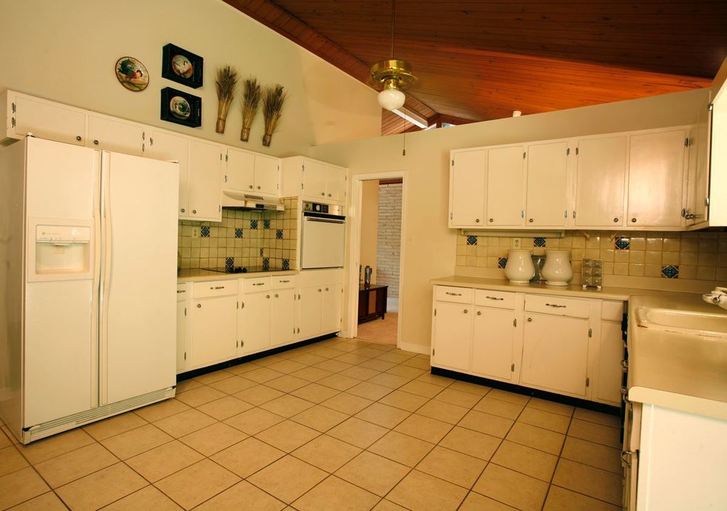 #northcrest, #midcenturymodern, #atlantaMidCenturymodern, best realtor for mid-century modern homes