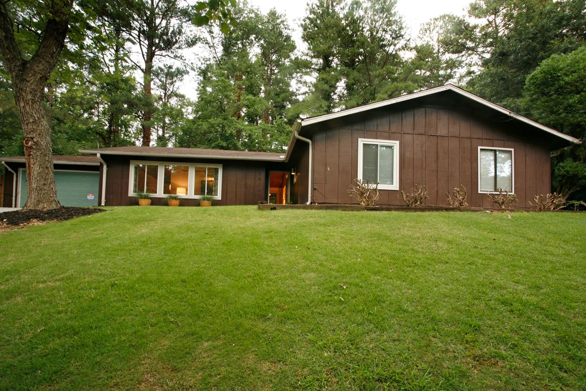 #northcrest, #midcenturymodernhomes, #atlantaMidCenturymodern, best Atlanta realtor for unique homes