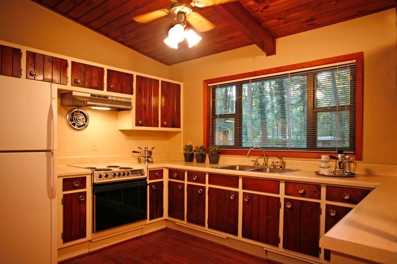 #mcmhomes, #atlantaMidCenturymodern, #midcenturymodernhomes, #modernhomes, #northcrest, best realtor for MCM homes