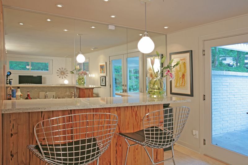 #MCMnorthcrest, #atlantaMidCenturymodern, cool mid-century modern homes, best realtor for Mid-century modern homes, unique home specialist
