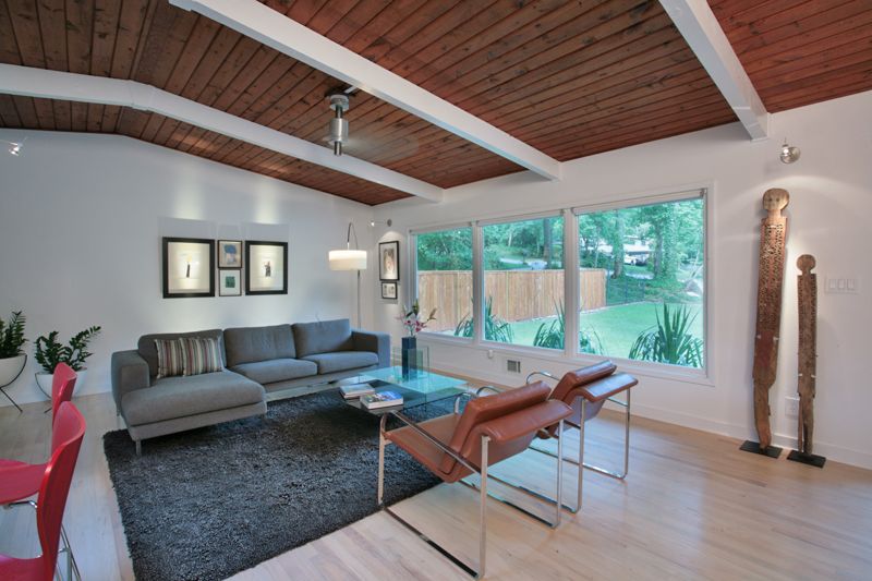 #MCMnorthcrest, #atlantaMidCenturymodern, cool mid-century modern homes, best realtor for Mid-century modern homes, unique home specialist