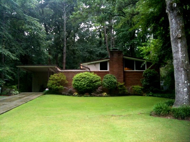 #atomicranchhomesforsale, #modernhomesatlanta, #atomicranchhomesatlanta, find the top selling listing agent in Atlanta