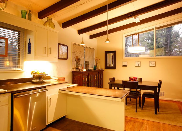 #atomicranch, #modernhomesatlanta, best realtor for unique homes, Atlanta Atomic Ranch homes for sale