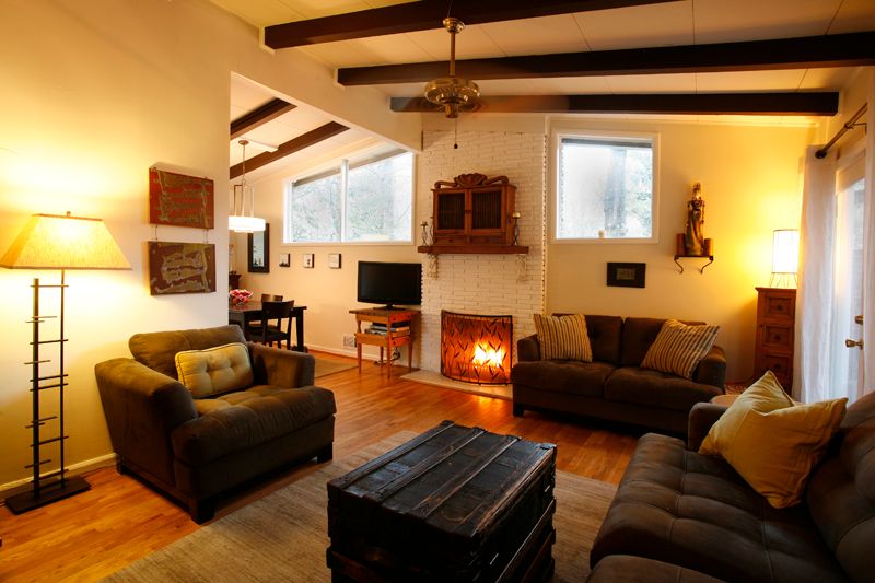 #atomicranch, #modernhomesatlanta, best realtor for unique homes, Atlanta Atomic Ranch homes for sale