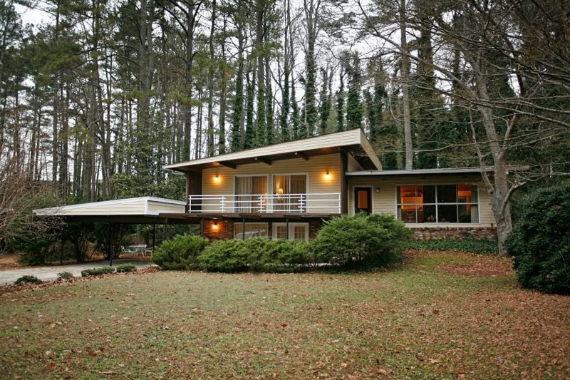 #Northcrest, #midcenturymodern, #atlantaMidCenturyhomes, Best realtor for Mid Century modern homes, Northcrest Mid-Century homes