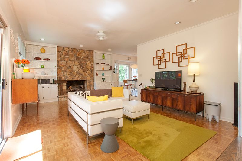 #modernhomesatlanta, #atlantacontemporaryhomes, #coolhomes, best realtor for modern homes