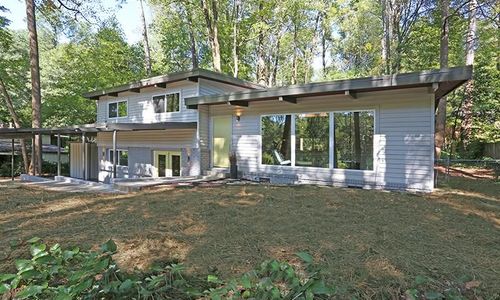 Mid-Century Modern Northcrest Home